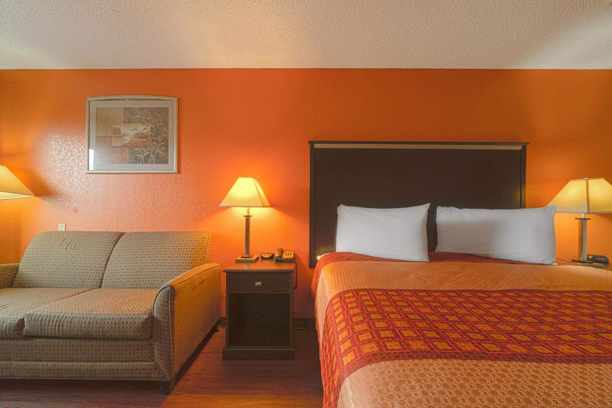 Regency Inn & Suites By Oyo Bay City Tx エクステリア 写真