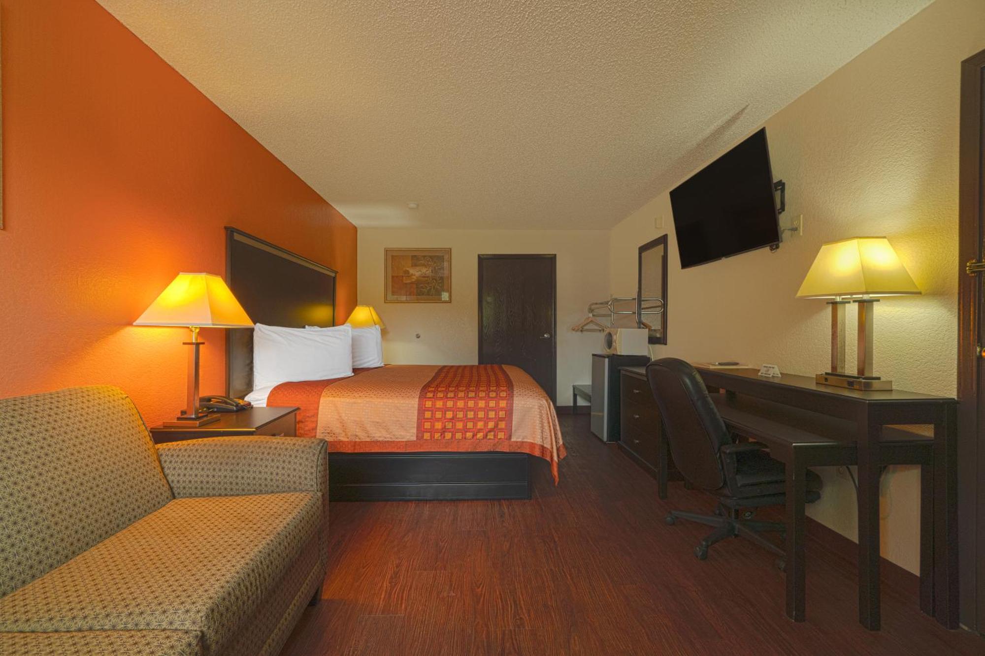 Regency Inn & Suites By Oyo Bay City Tx エクステリア 写真