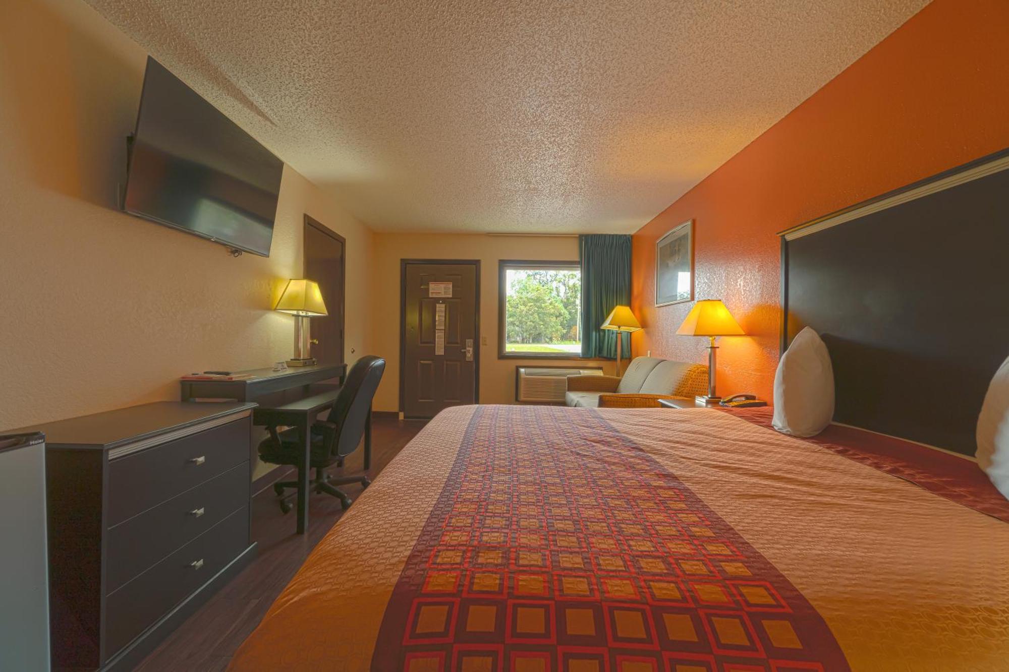 Regency Inn & Suites By Oyo Bay City Tx エクステリア 写真