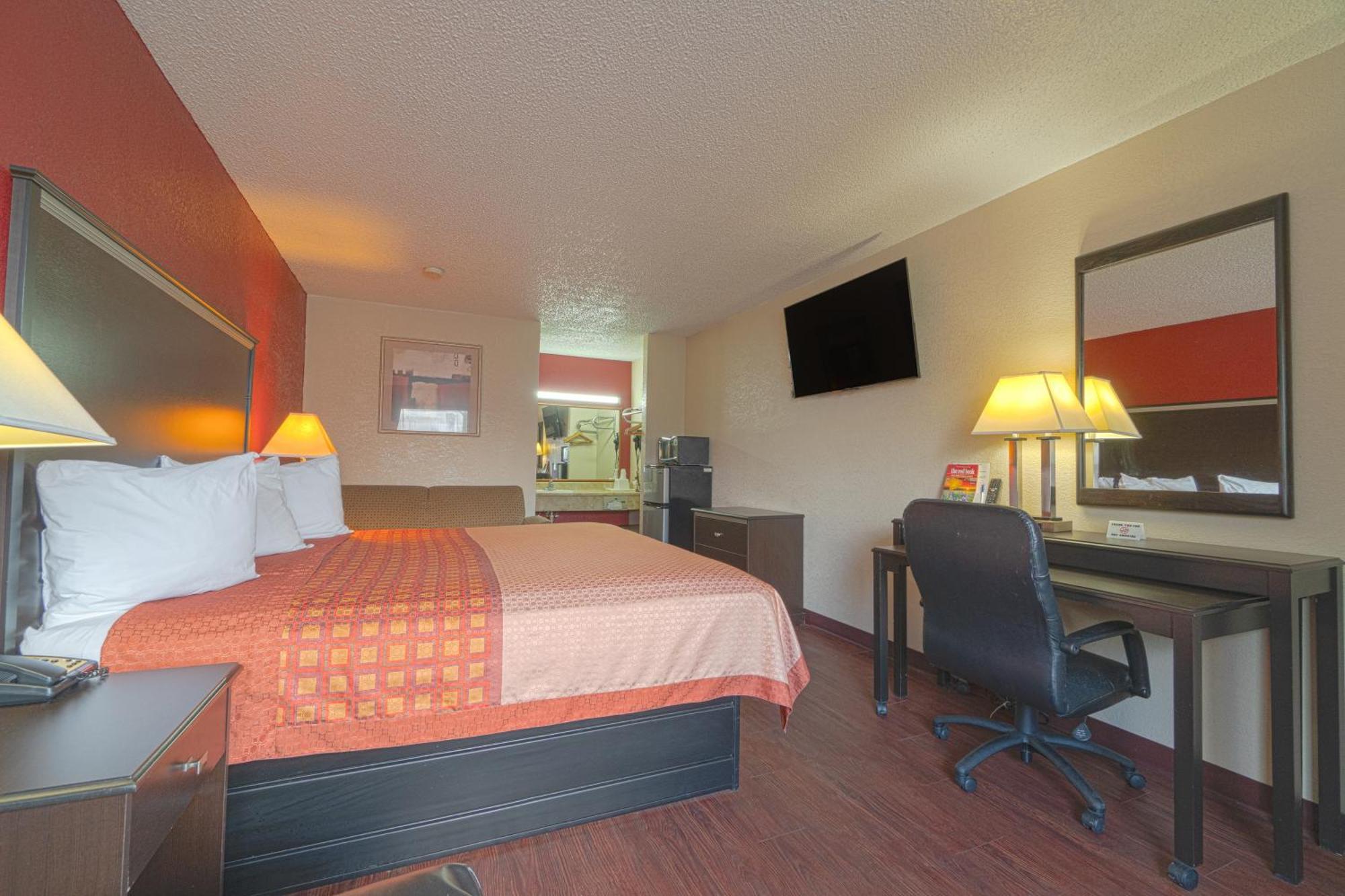 Regency Inn & Suites By Oyo Bay City Tx エクステリア 写真