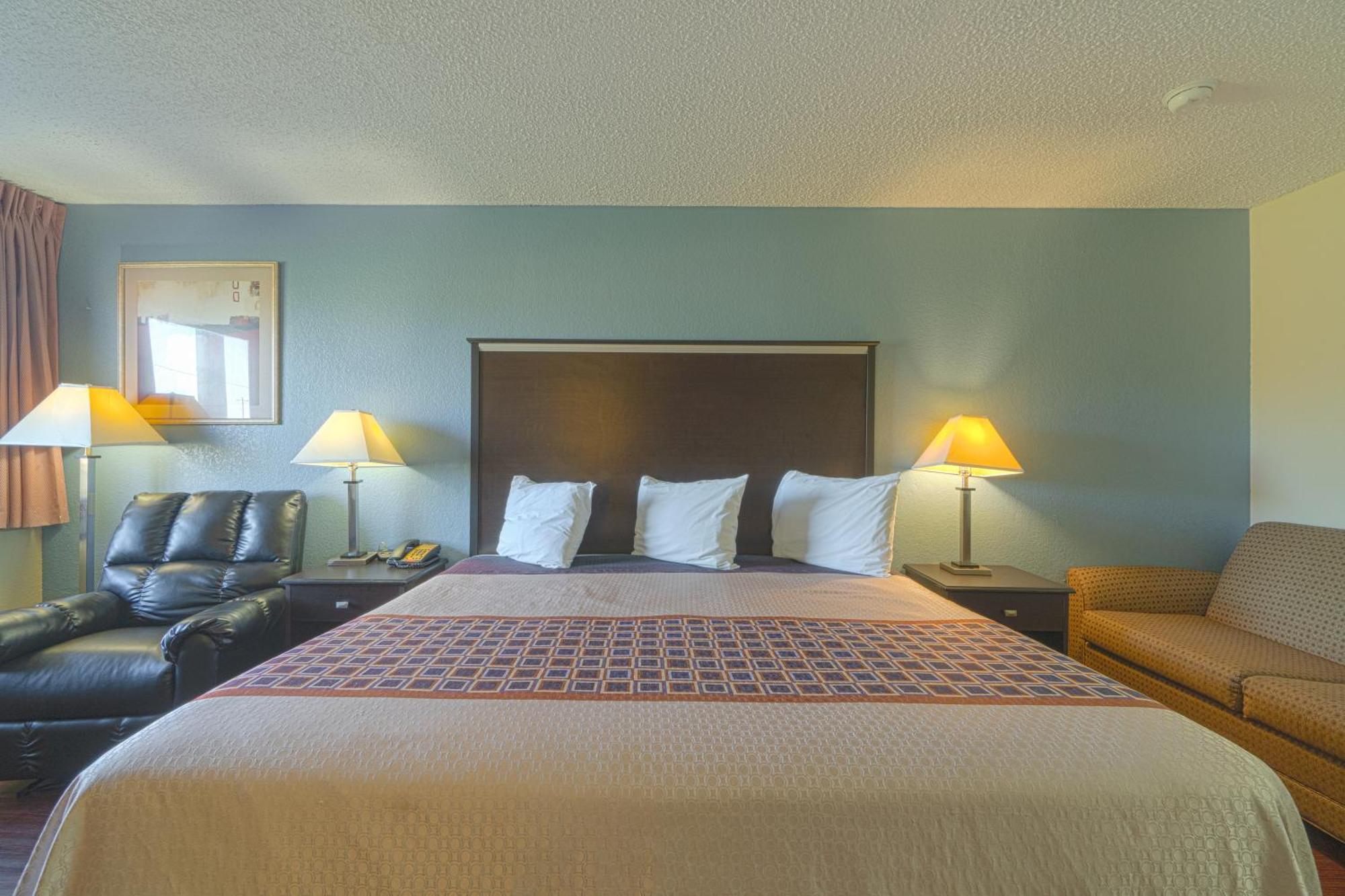 Regency Inn & Suites By Oyo Bay City Tx エクステリア 写真