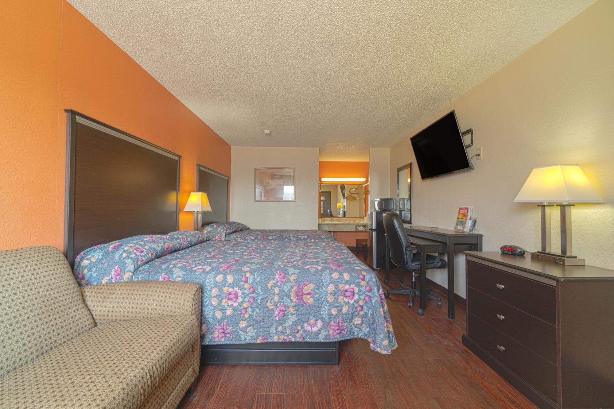 Regency Inn & Suites By Oyo Bay City Tx エクステリア 写真