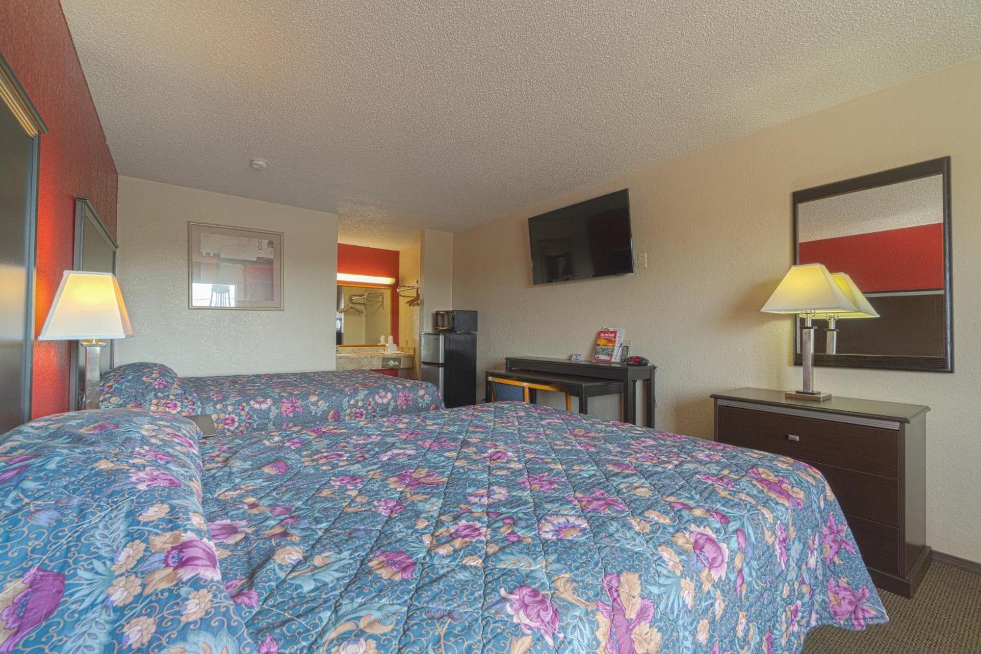 Regency Inn & Suites By Oyo Bay City Tx エクステリア 写真