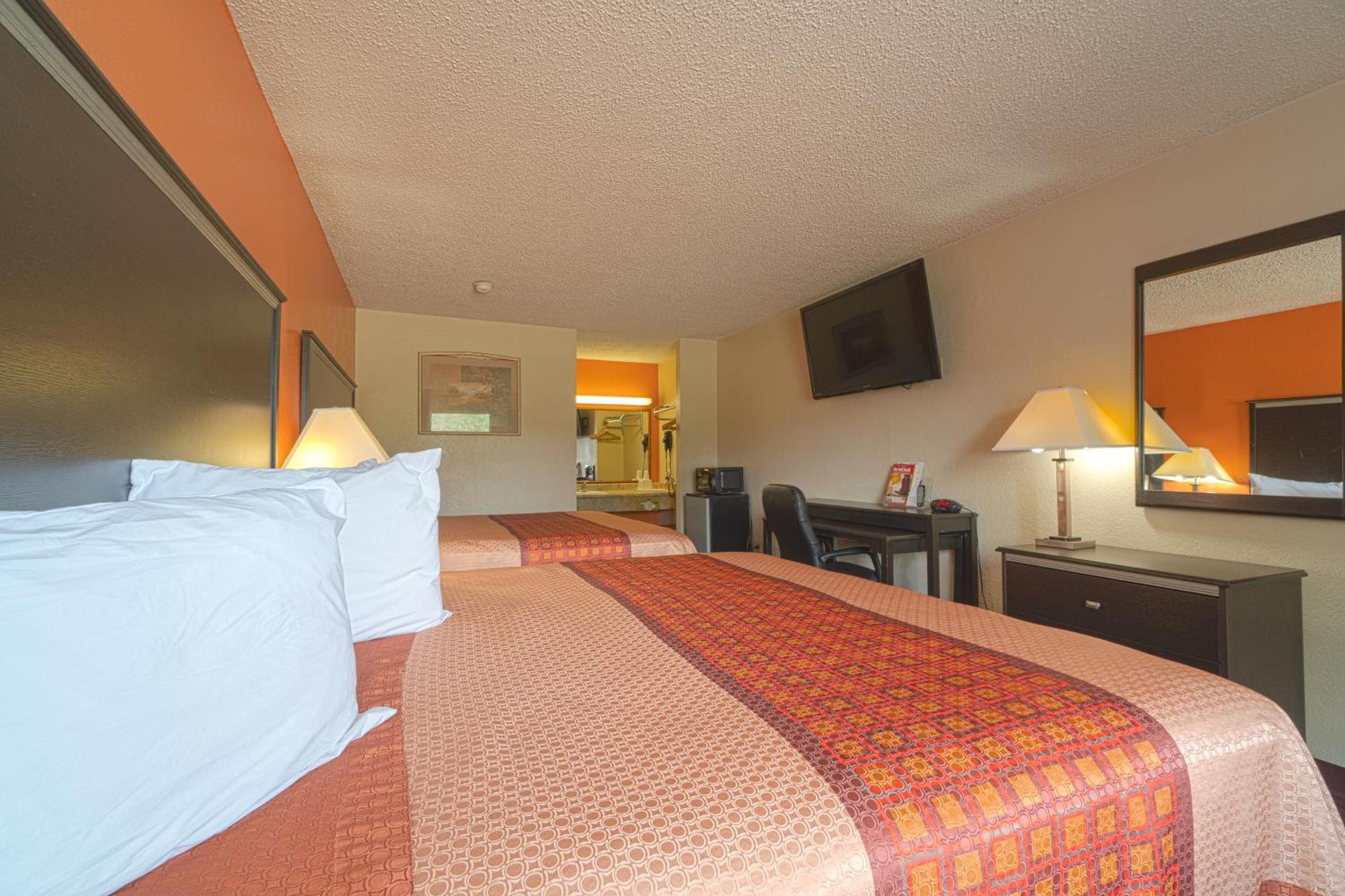 Regency Inn & Suites By Oyo Bay City Tx エクステリア 写真