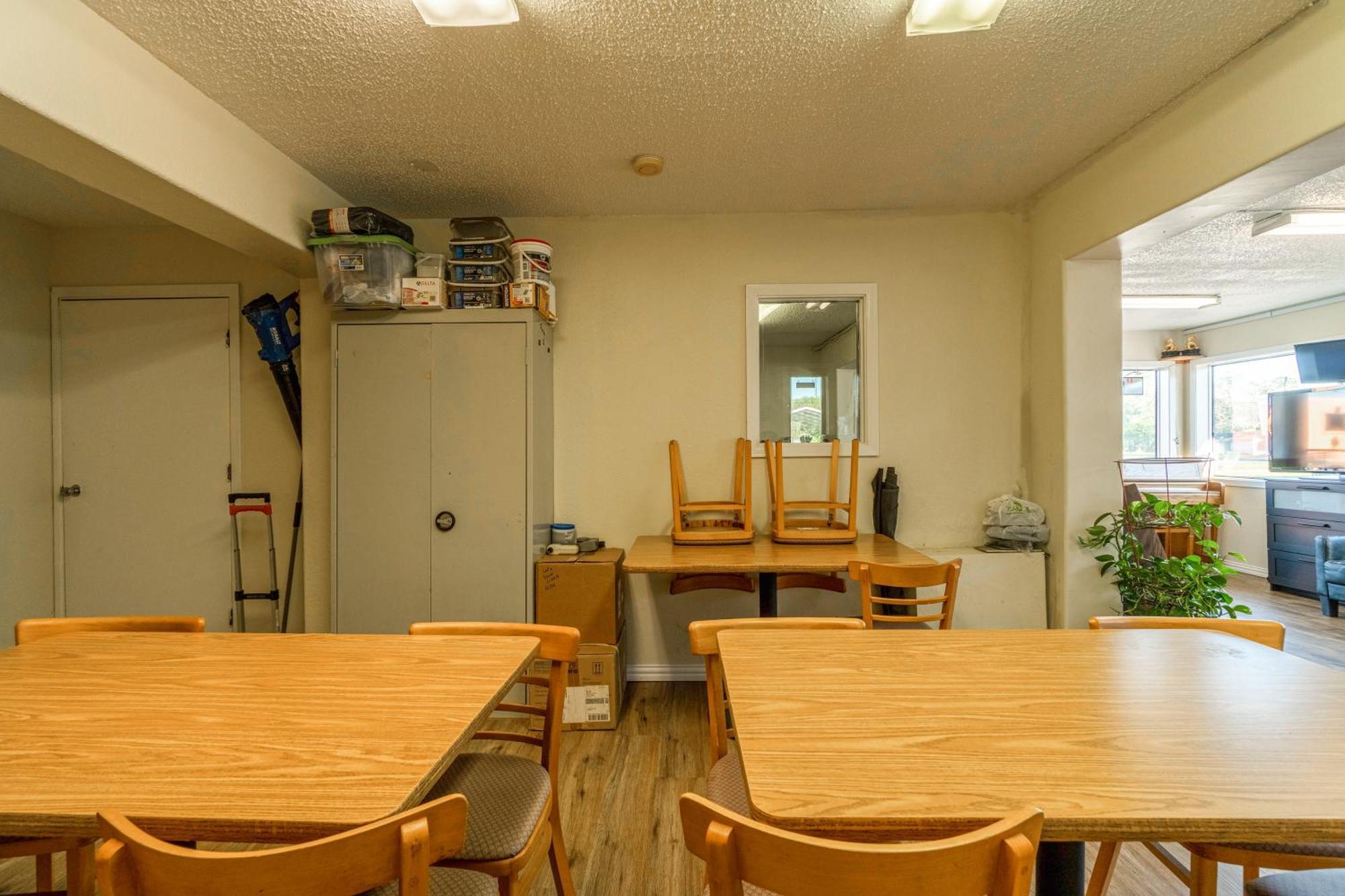 Regency Inn & Suites By Oyo Bay City Tx エクステリア 写真