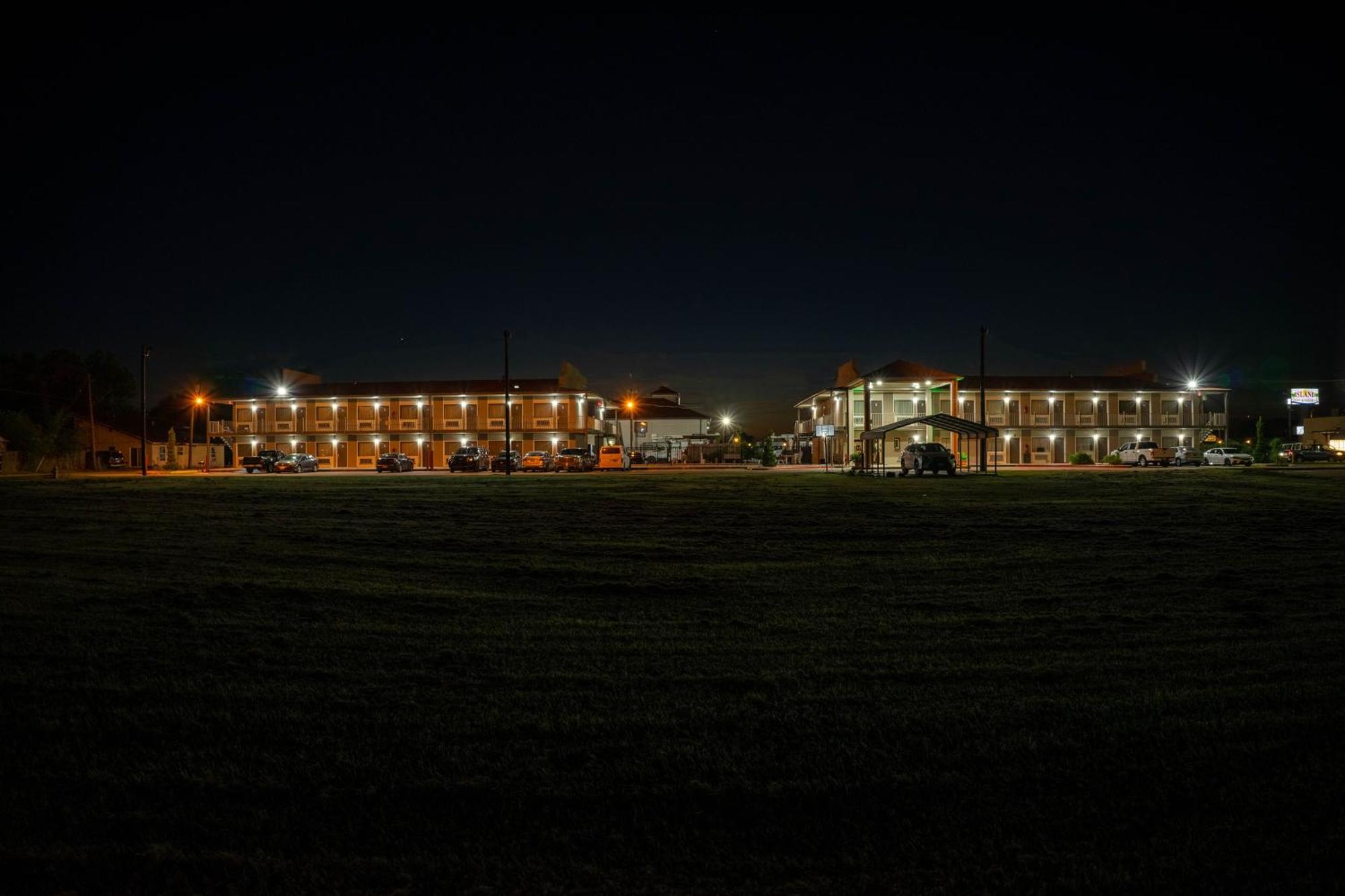 Regency Inn & Suites By Oyo Bay City Tx エクステリア 写真